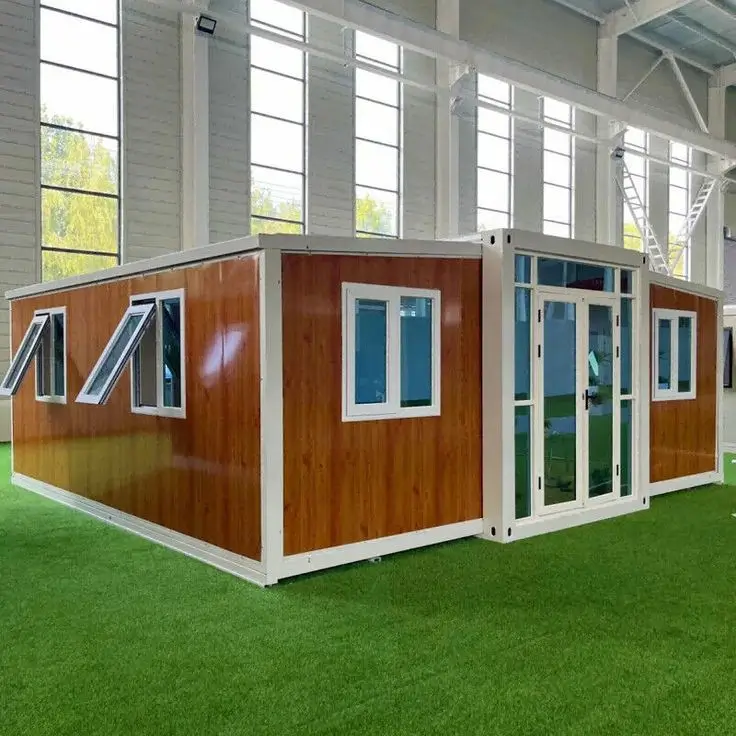Modern Prefab Home - Image 4